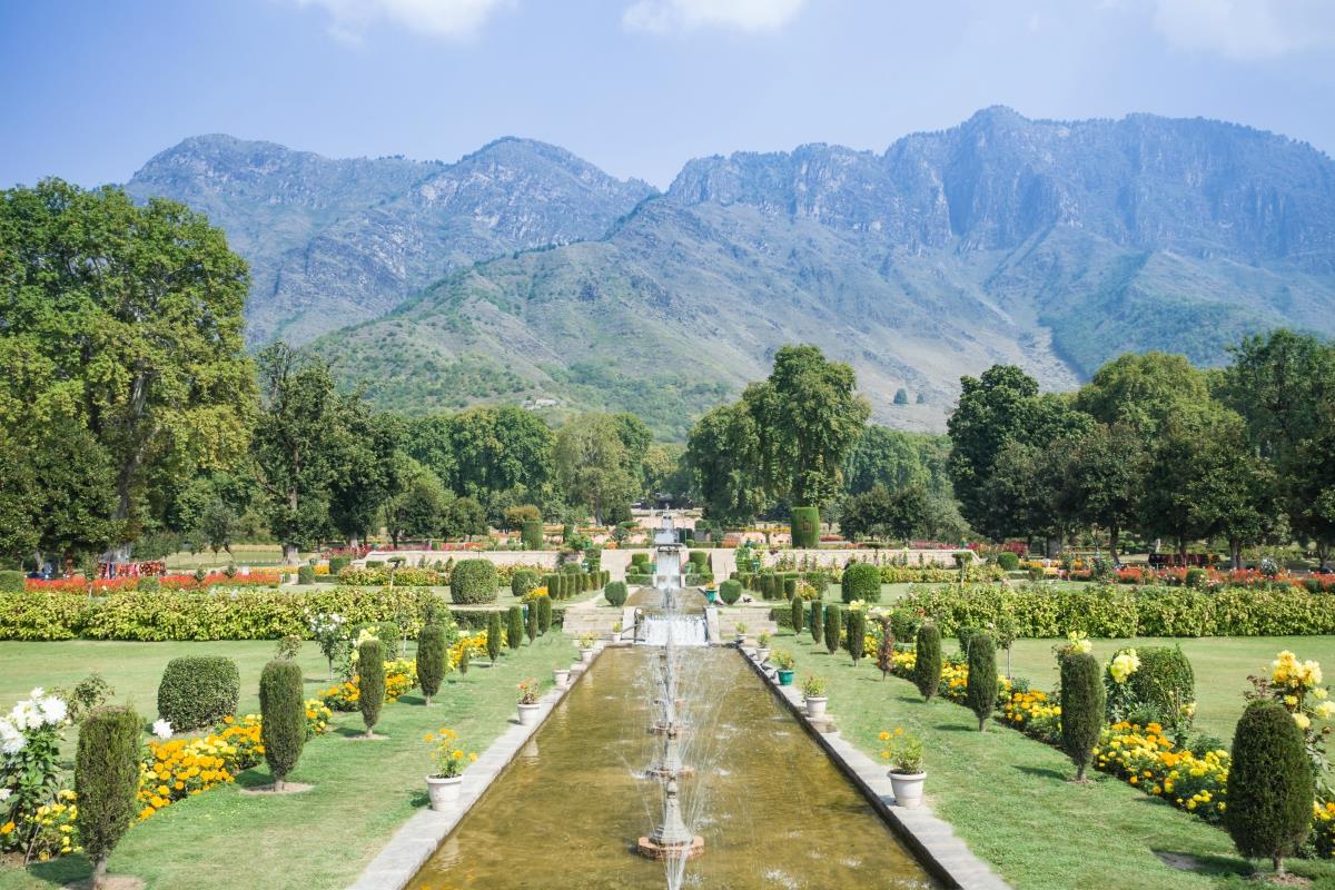 srinagar ogród nishat bagh